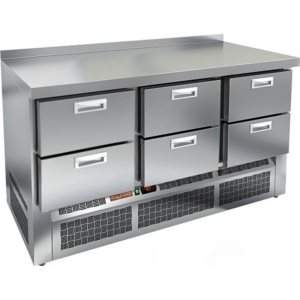 Стол холодильный среднетемпературный HiCold GNE 222/TN без столешницы